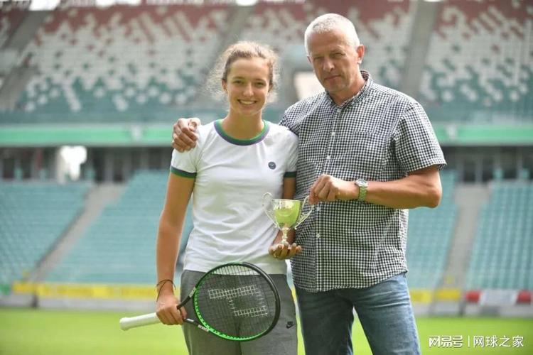 是许多球迷 是许多球迷